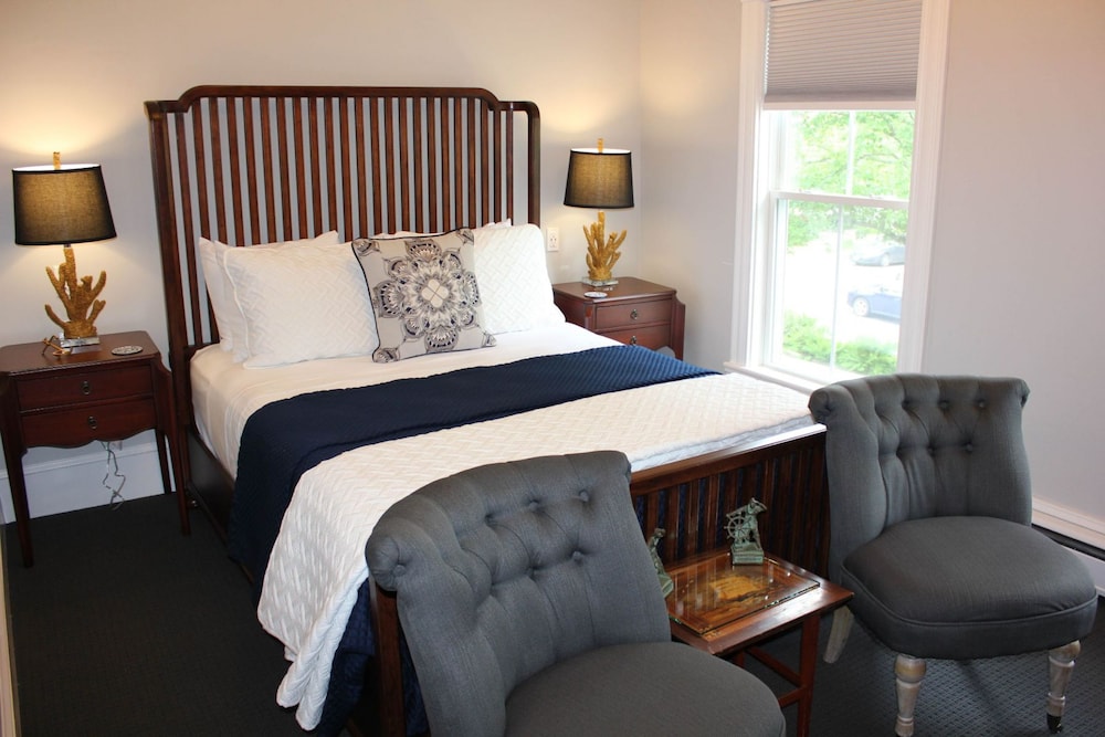 Holbrook House Bed and Breakfast- Bar Harbor ME 31/50
