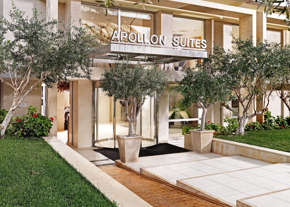 Divani Escape - Adults Only 7/67