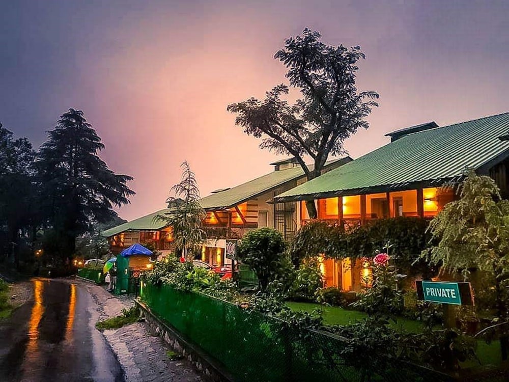 Lamrin Norwood Green Palampur 4/50