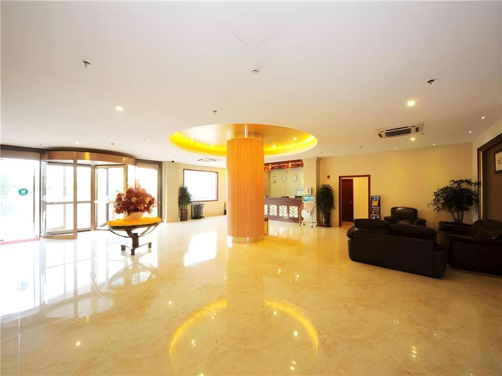 格林豪泰上海新国际博览中心华夏西路地铁站快捷酒店(GreenTree Inn Shanghai West Huaxia Road Subway Station Hotel) 图片5