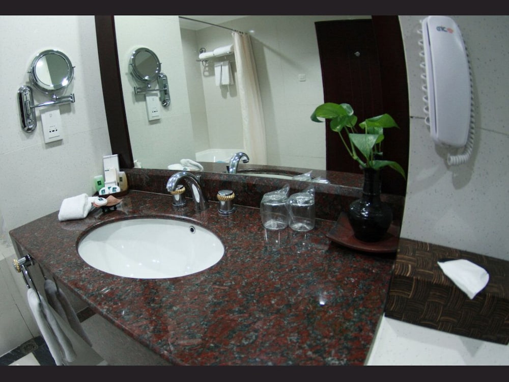 Grand Wahid Hotel Salatiga 21/61