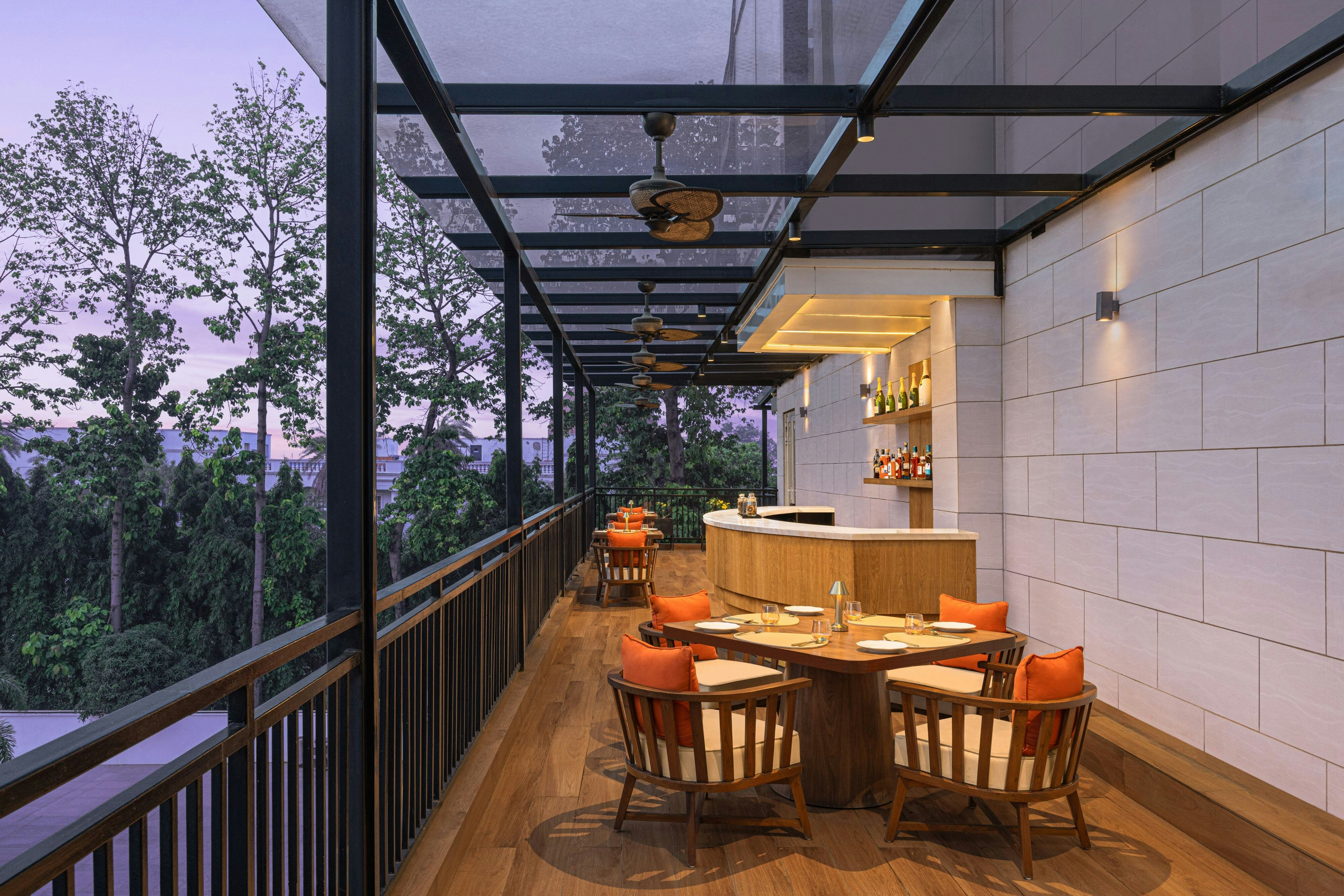 Renaissance Lucknow Hotel 50/65
