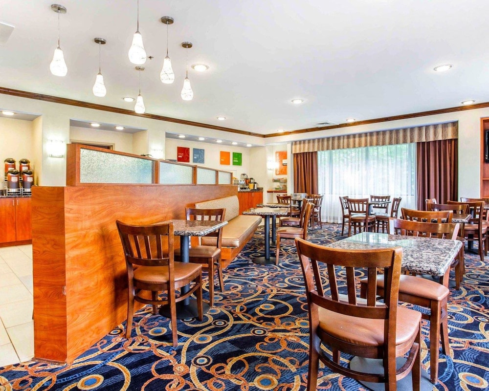 Comfort Suites At Kennesaw State University 35/47