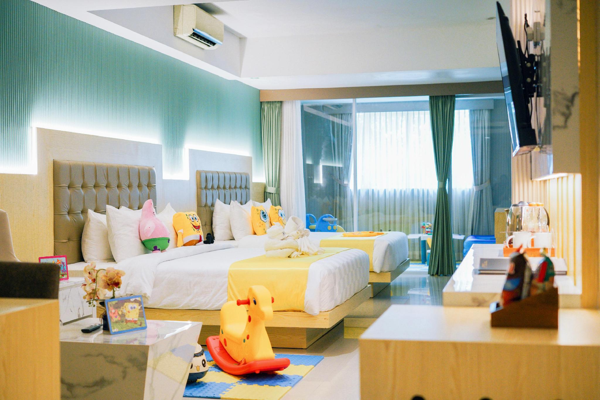 Suite, 2 Queen Beds, Kids Friendly