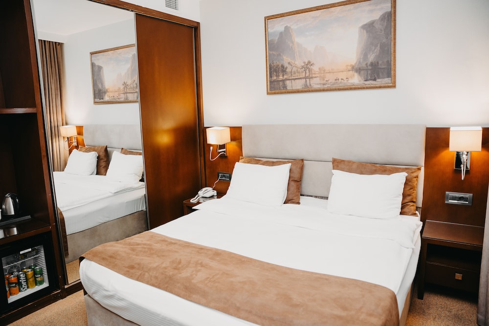 غرفة أساسية بسرير كينج، Diamond Hotel Baku 5/10