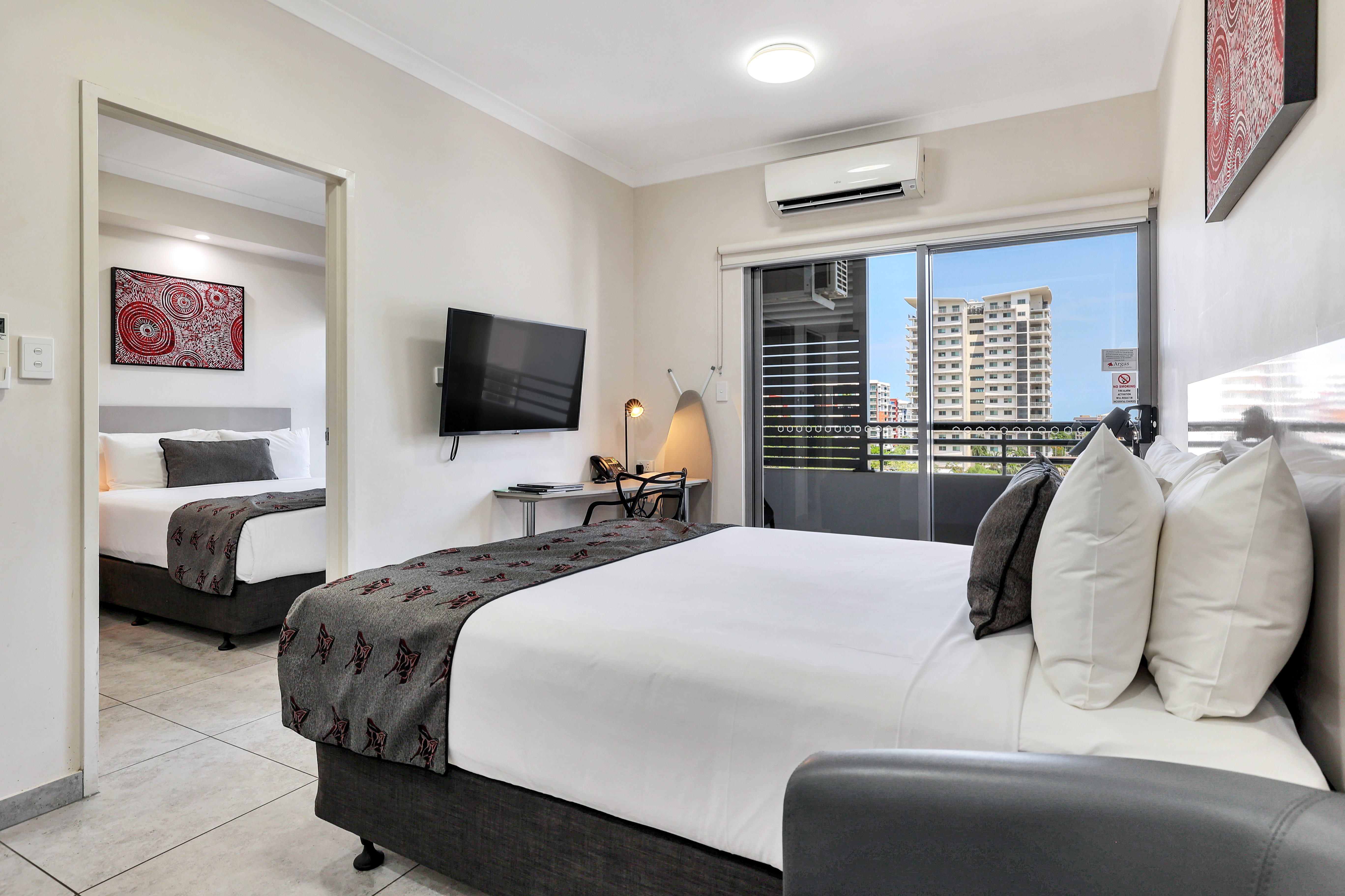 Deluxe, Double Bed
