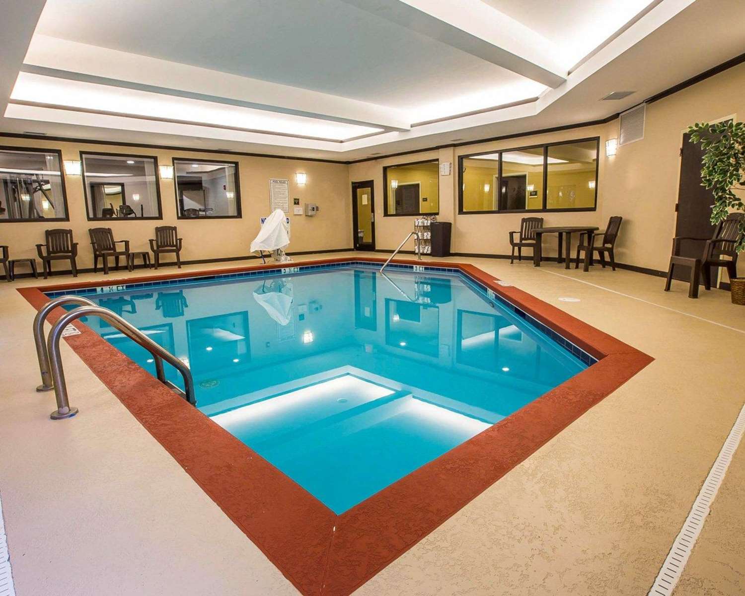 Comfort Suites Simpsonville 14/39