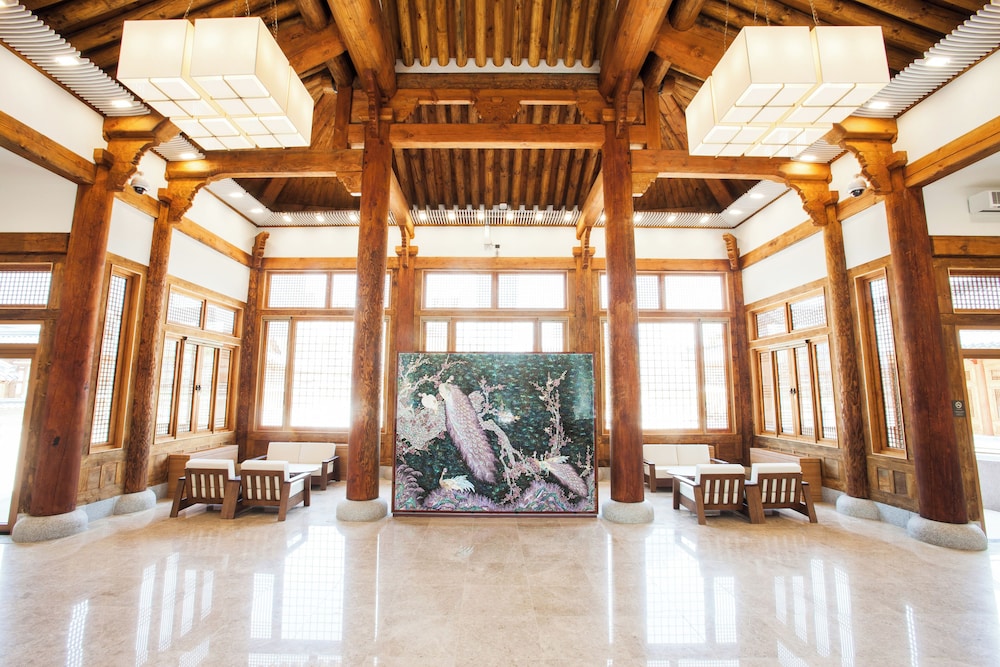 Gyeongwonjae by Walkerhill 38/57
