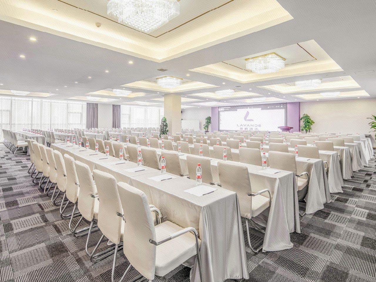 lavandehotels (Hu Jiamiao subway station Kangfu Road Xi 'an) 33/40