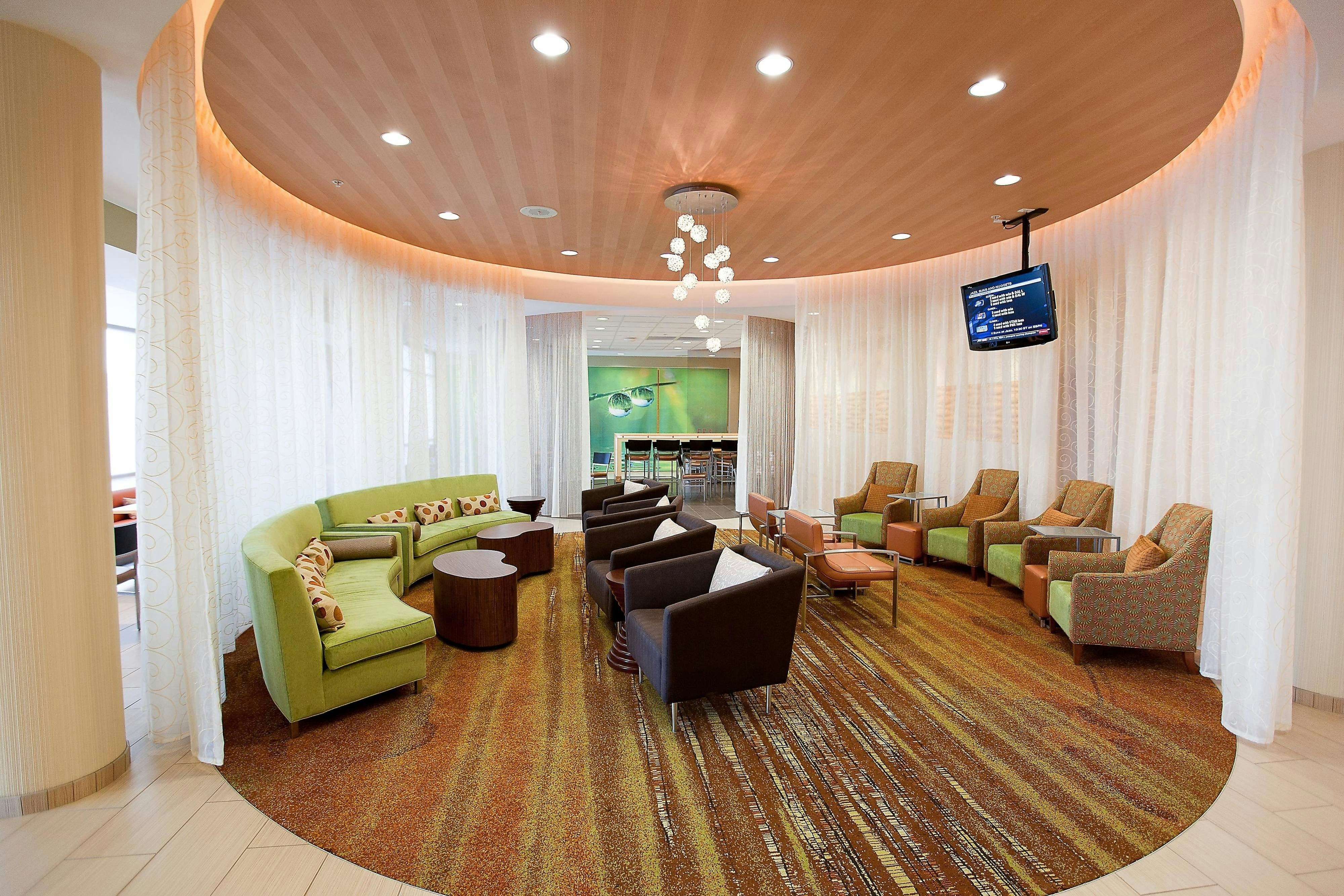 Springhill Suites By Marriott Wenatchee 8/17