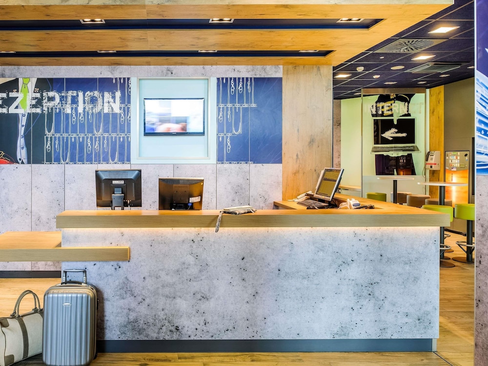 Ibis Budget Metz Technopole 8/70
