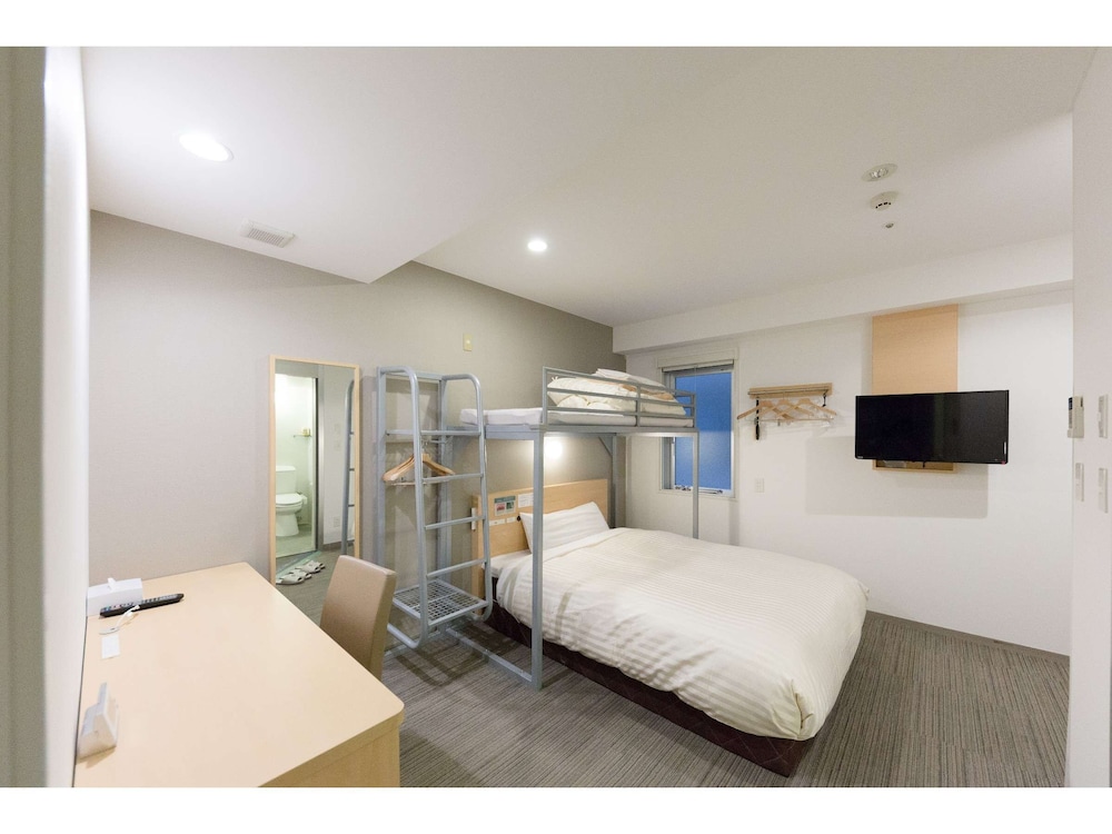 Super Hotel Tokyo Otsuka 11/30