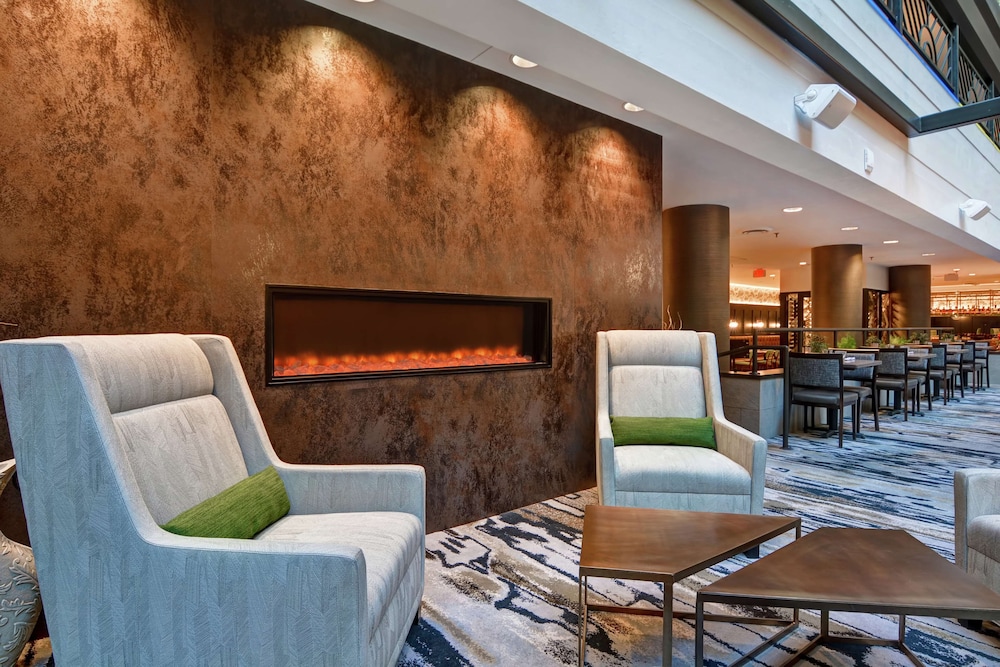 Embassy Suites by Hilton Minneapolis Airport 47/57