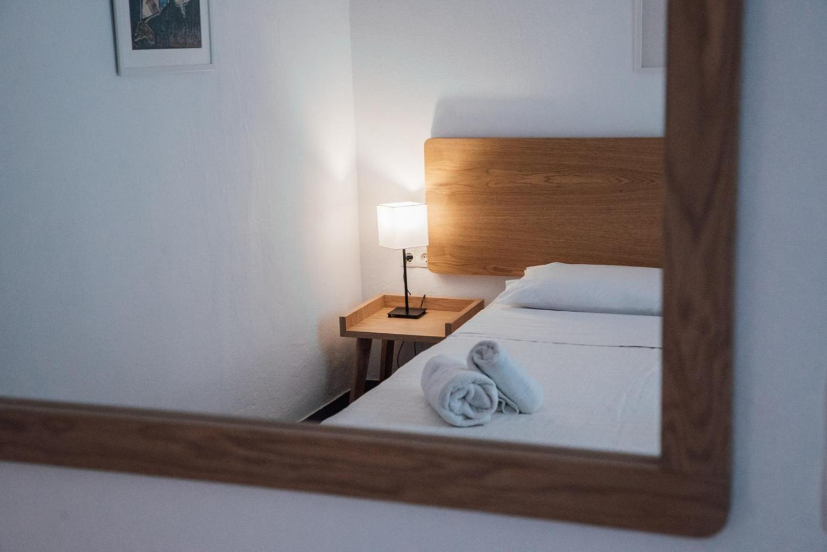ANEMI BEACH HOTEL 39/65