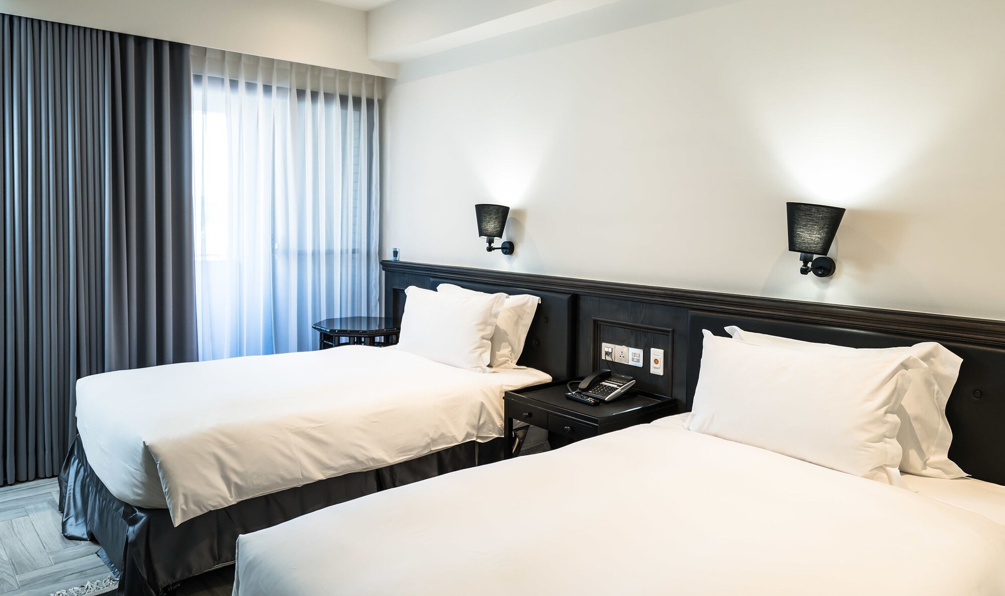 ELITE, TWIN BEDS