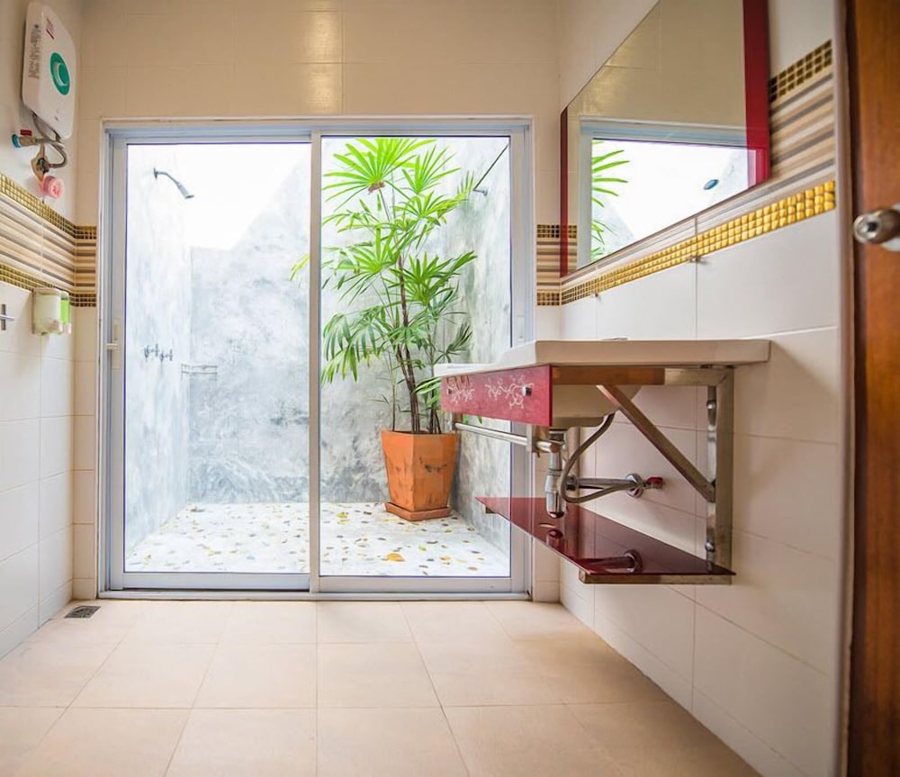 Phutara Resort Ranong 10/61
