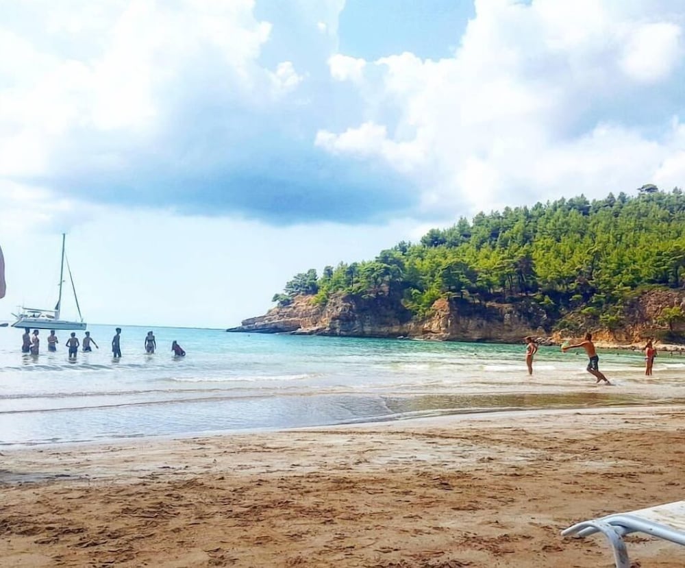 Alonissos Beach Bungalows And Suites Hotel 37/50