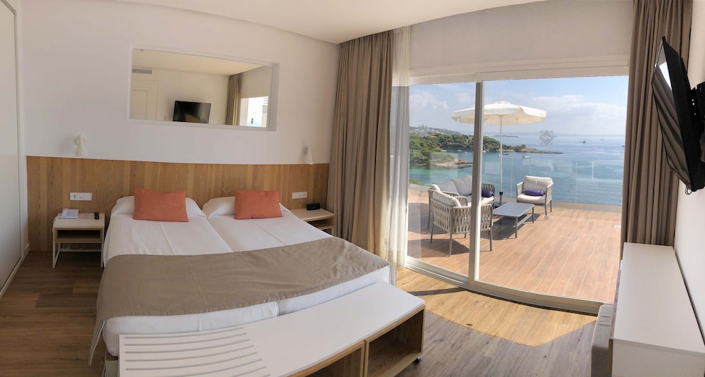 Ponent Mar Aparthotel 12/62