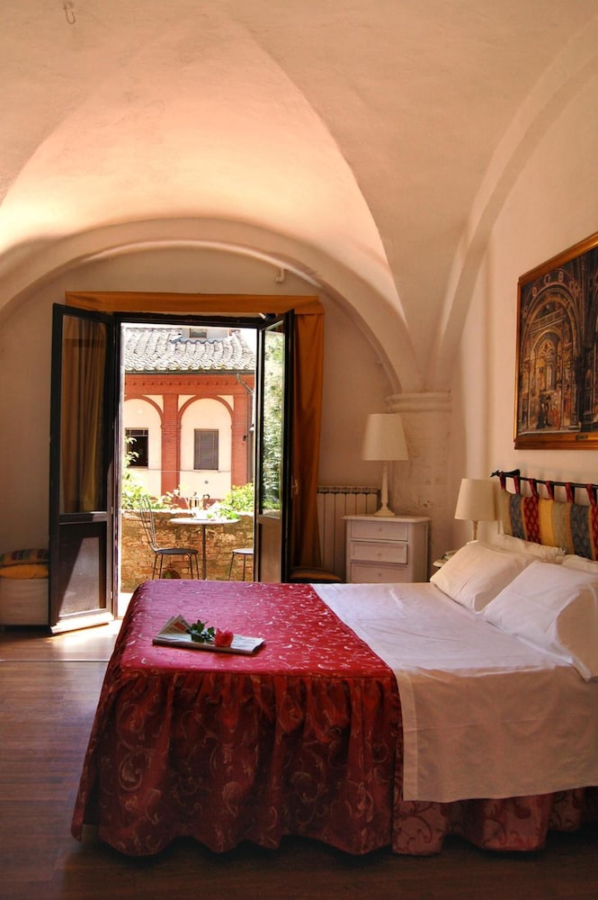 IL CASATO RESIDENCE 12/54