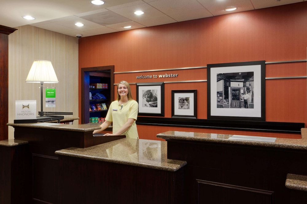 Hampton Inn Rochester Webster 3/36