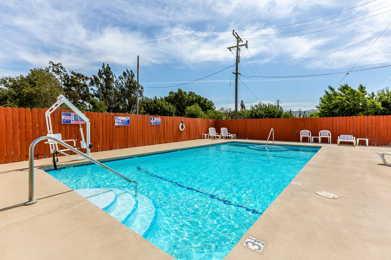 Quality Inn Near Fort Hunter Liggett 6/15