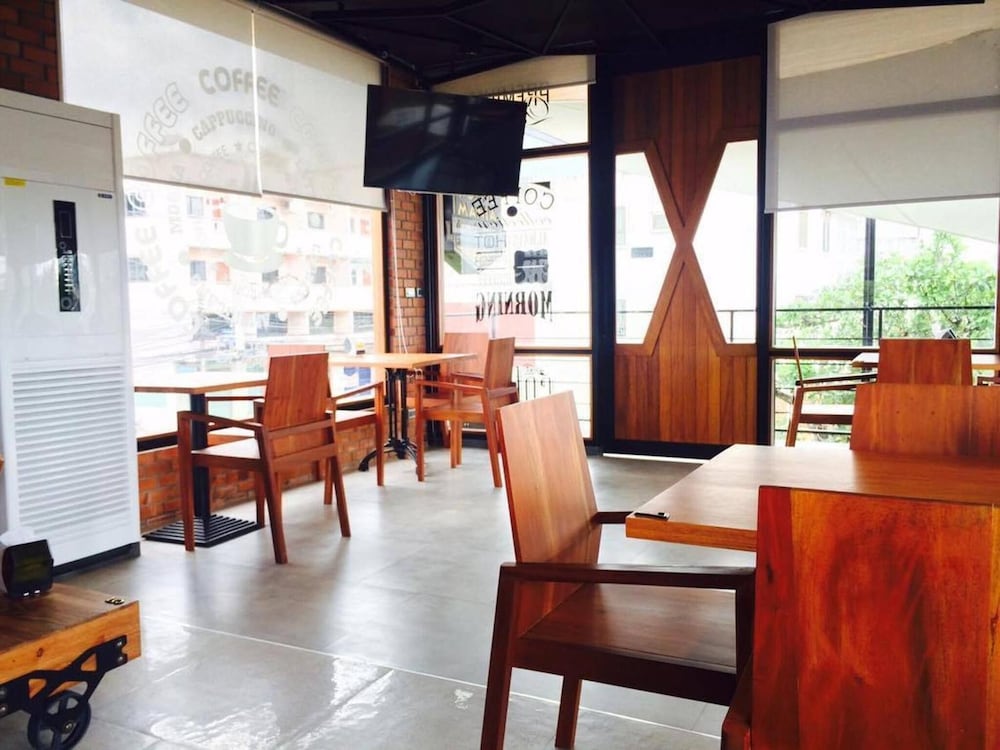 Loftmania Boutique Hotel 62/72