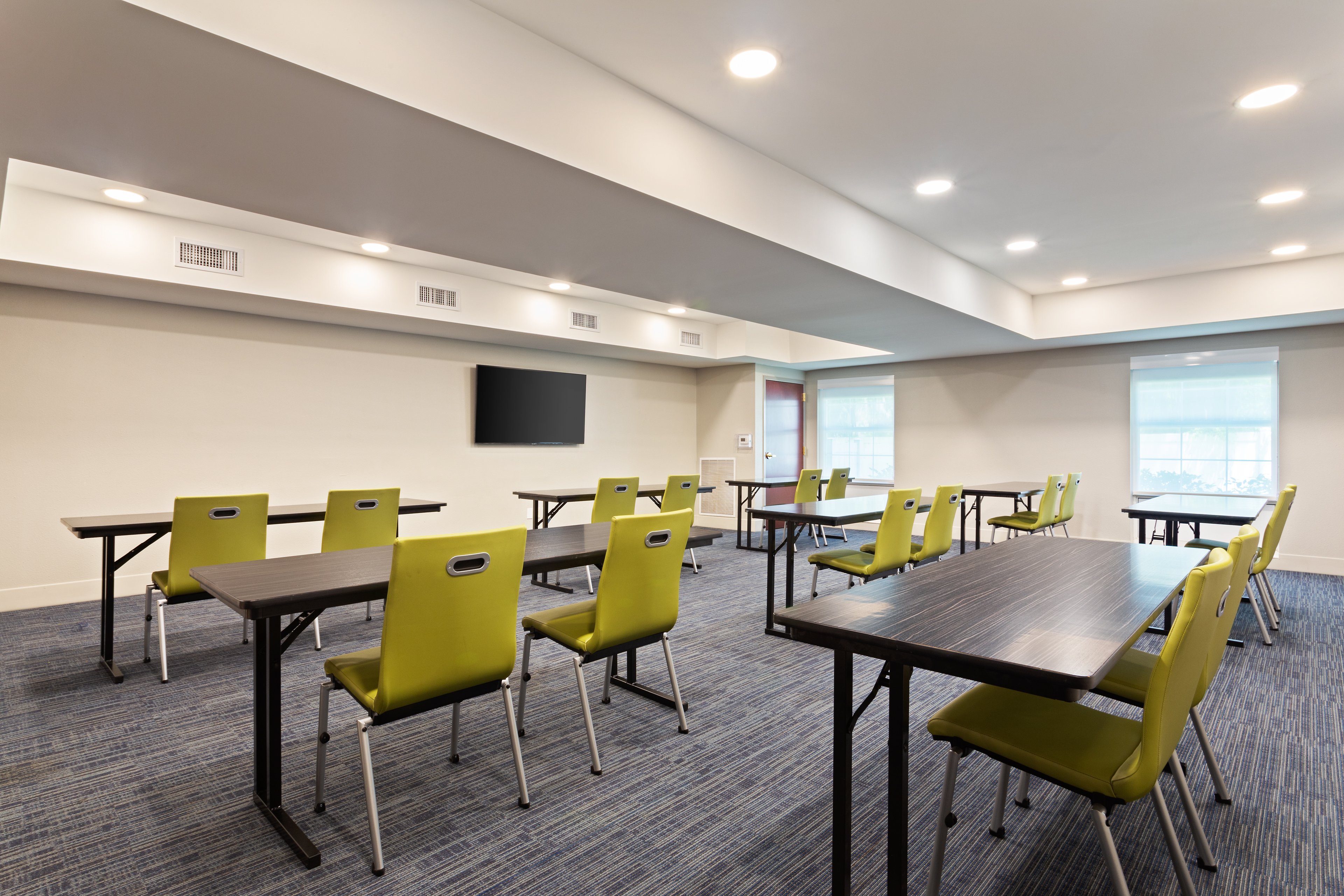 Holiday Inn Express Jacksonville East 34/39