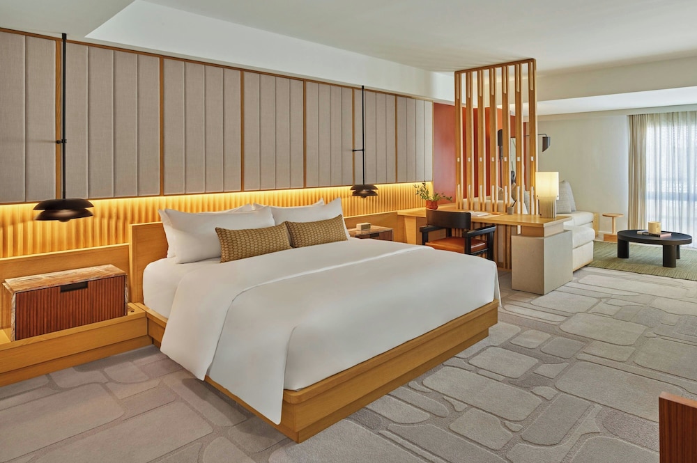 The Jay, Autograph Collection (ex Le Meridien) 8/50