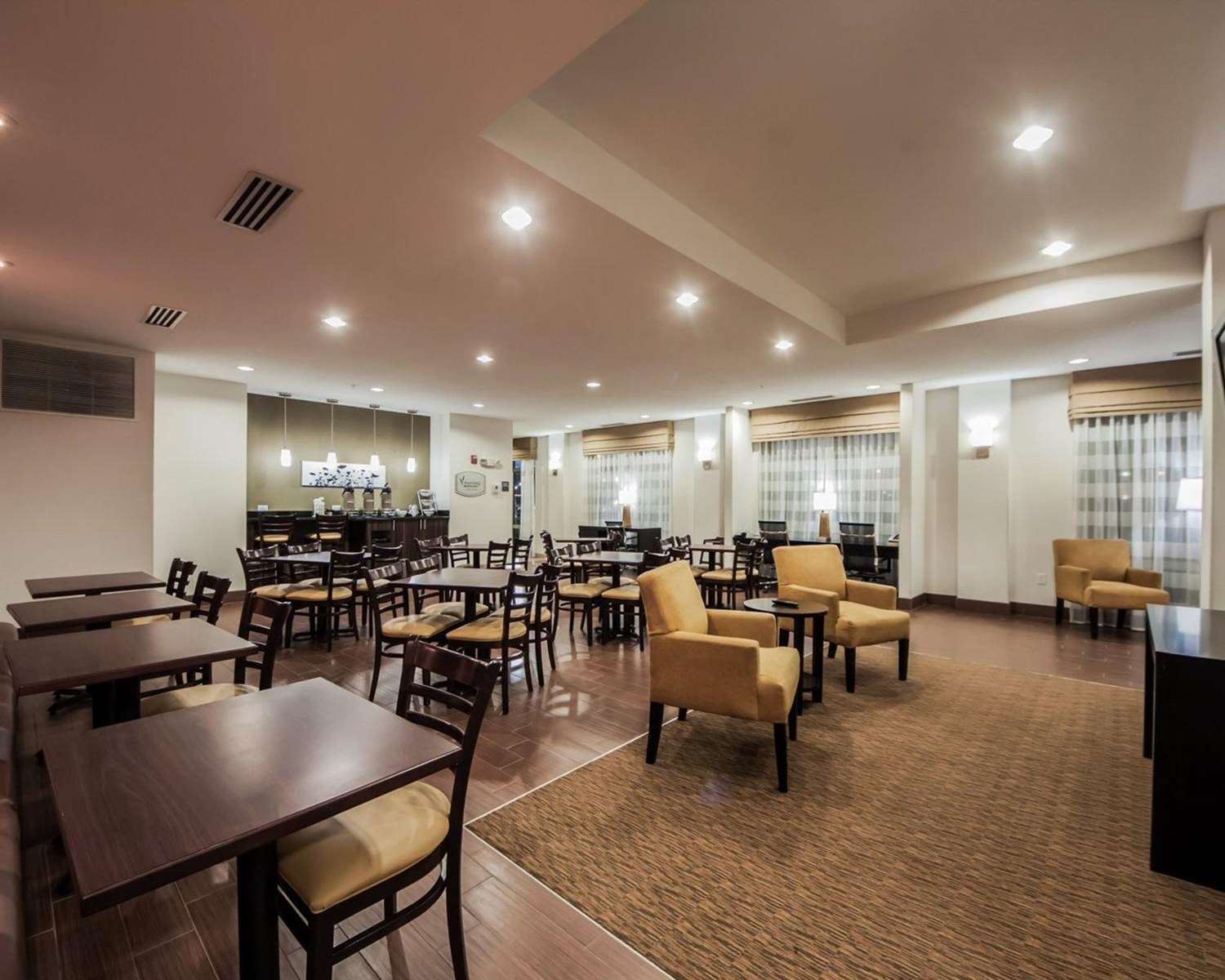 restaurant cafeteria