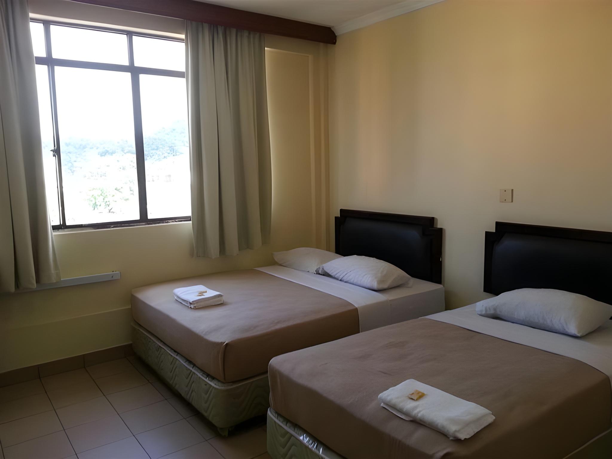 Hotel Iskandar 9/18