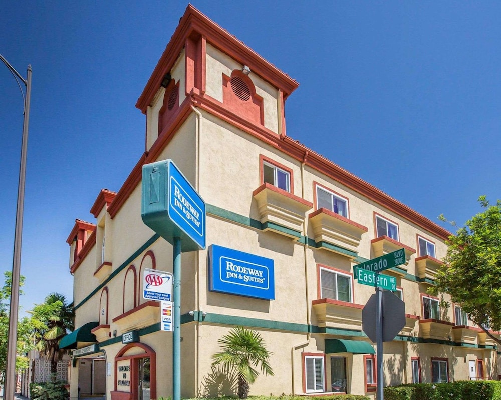 Rodeway Inn and Suites Pasadena 3/36
