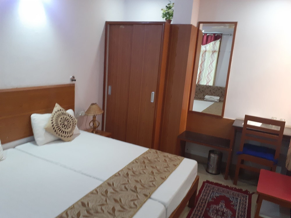 Airport Sky Inn 23/60