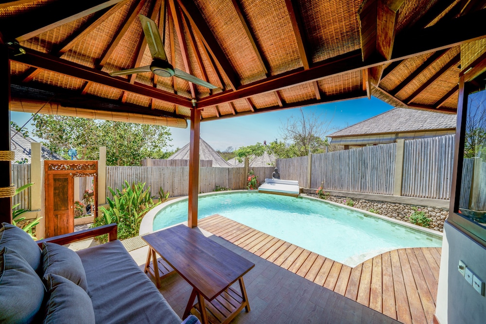 Blue Lagoon Avia Villas 33/50