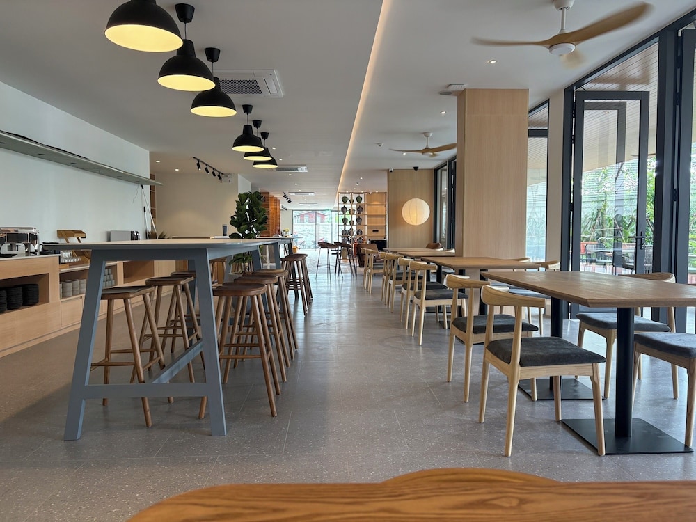 PAAK Hotel Suvarnabhumi 32/50