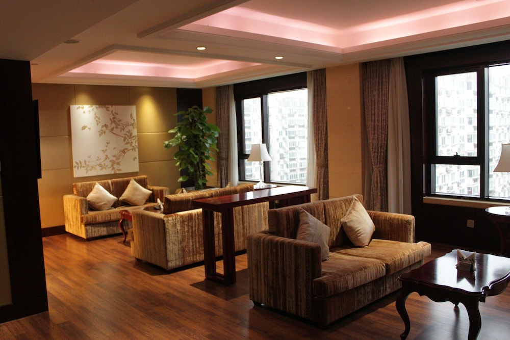 Courtyard By Marriott Shanghai Fengxian 34/41