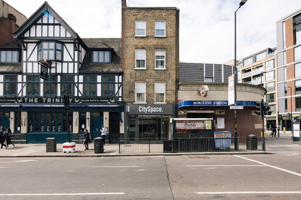 Cityspace Borough Hotel (ex. City Hotel London) 61/65