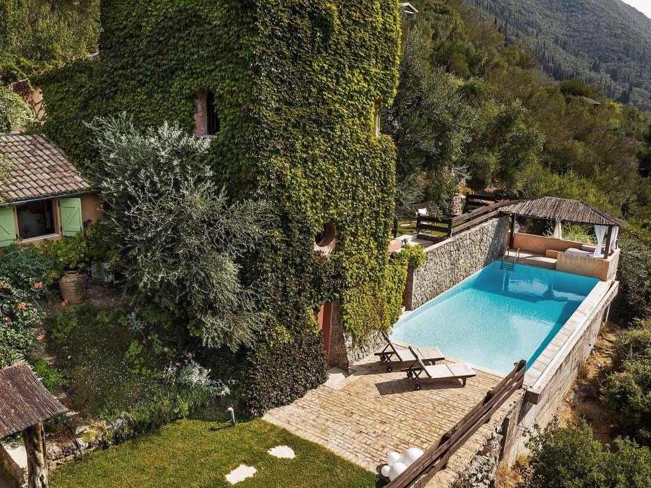 Villa Manavra 17/19