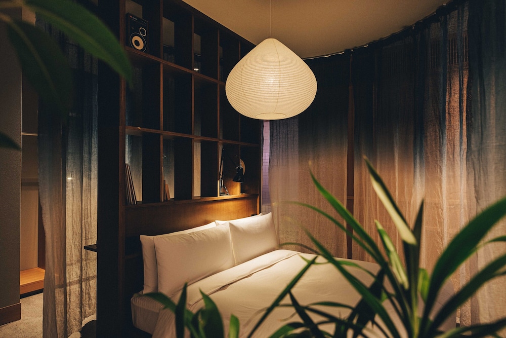 Hotel K5 16/50