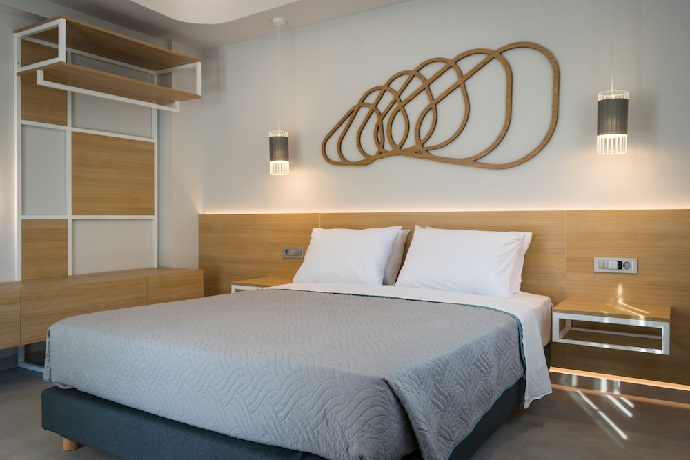 Evdokia Suites 11/58