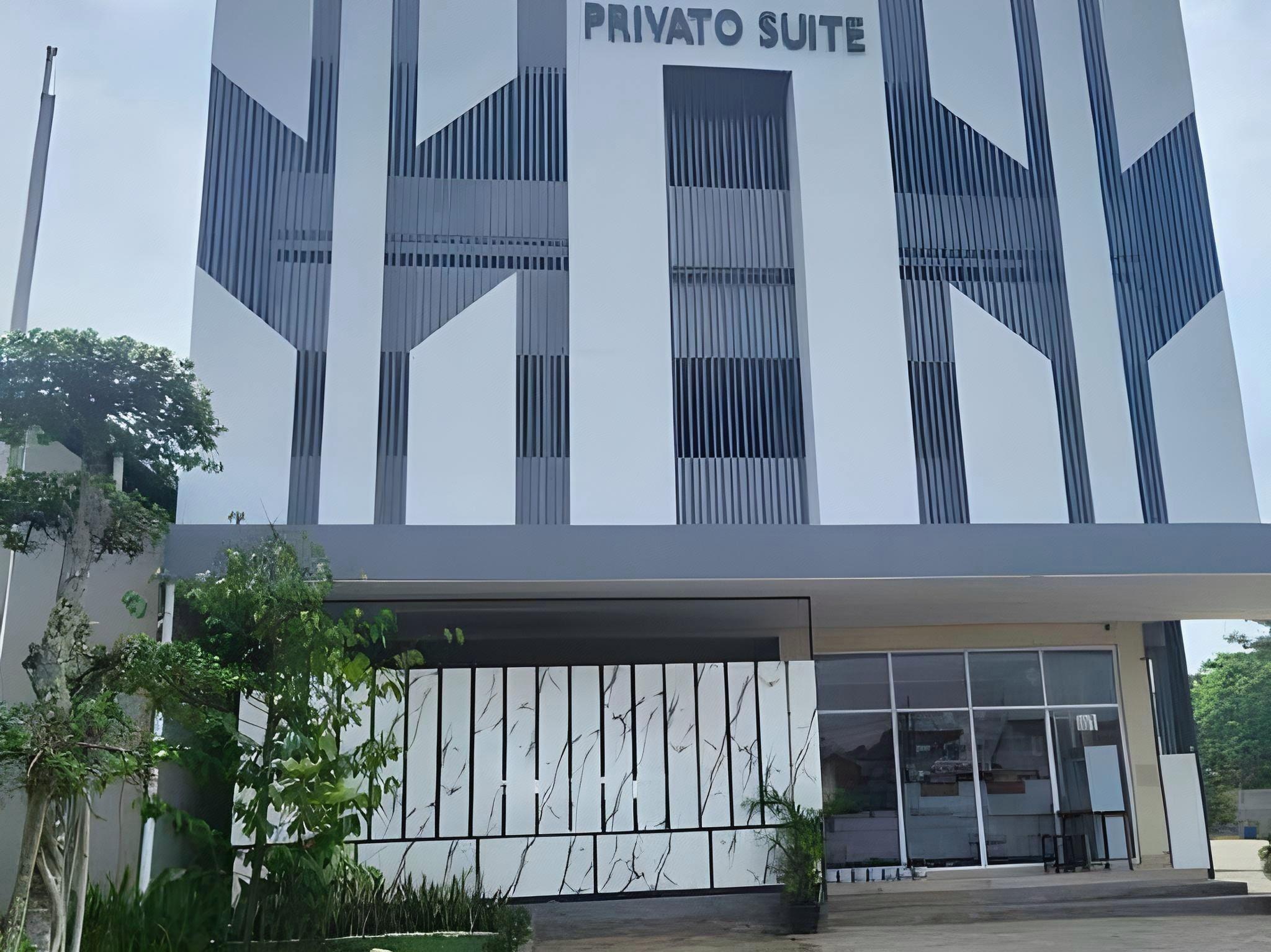 Privato Suite 4/42