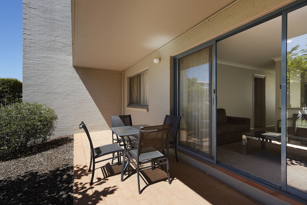 Pinnacle Apartments in CANBERRA