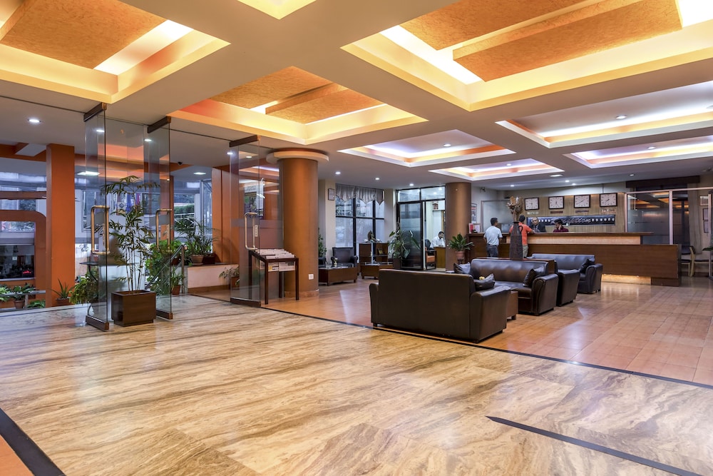 SUMMIT RESIDENCY AIRPORT HOTEL 7/48