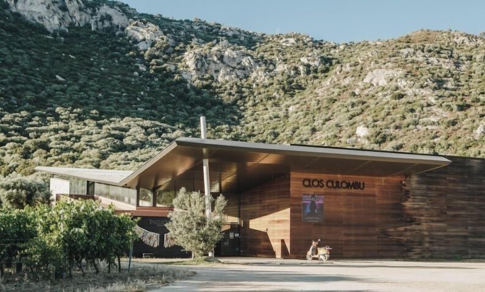 Hotel Corsica 2/74