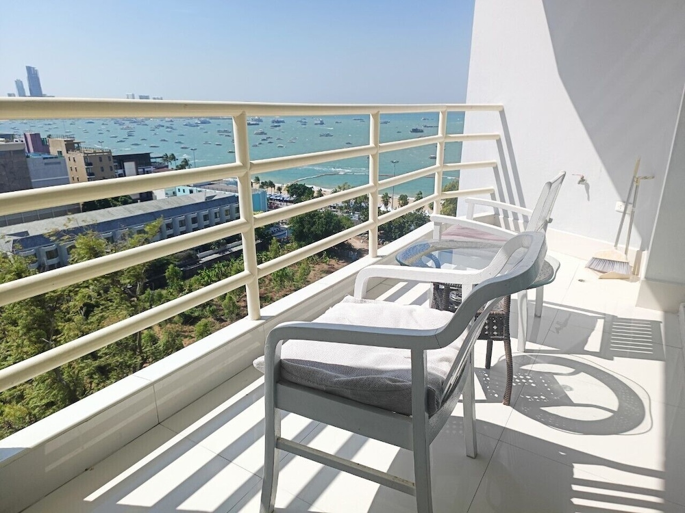 View Talay 6 Condominium By Honey 47/84