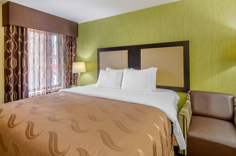 Quality Inn Covington Downtown 7/33