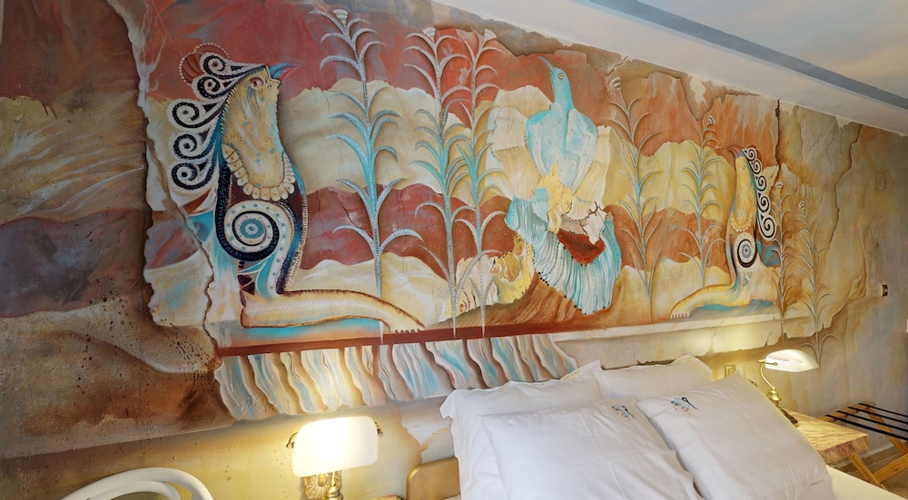 Leda Suites photo5