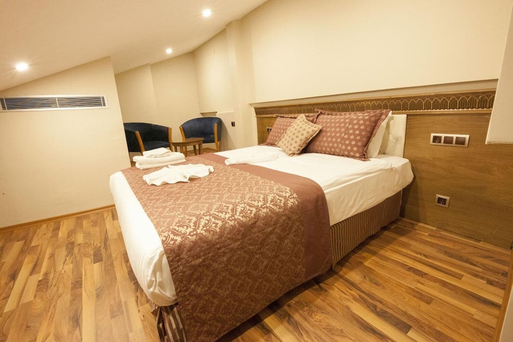 Hotel Ney 16/64