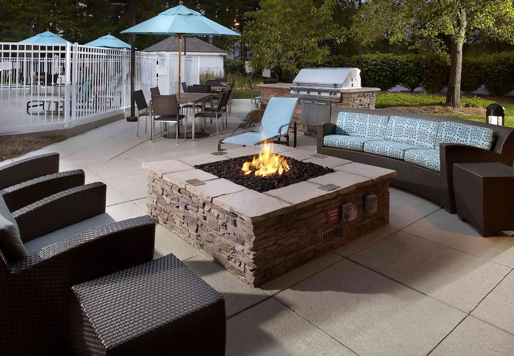 Sonesta Es Suites Cincinnati Blue Ash 29/45