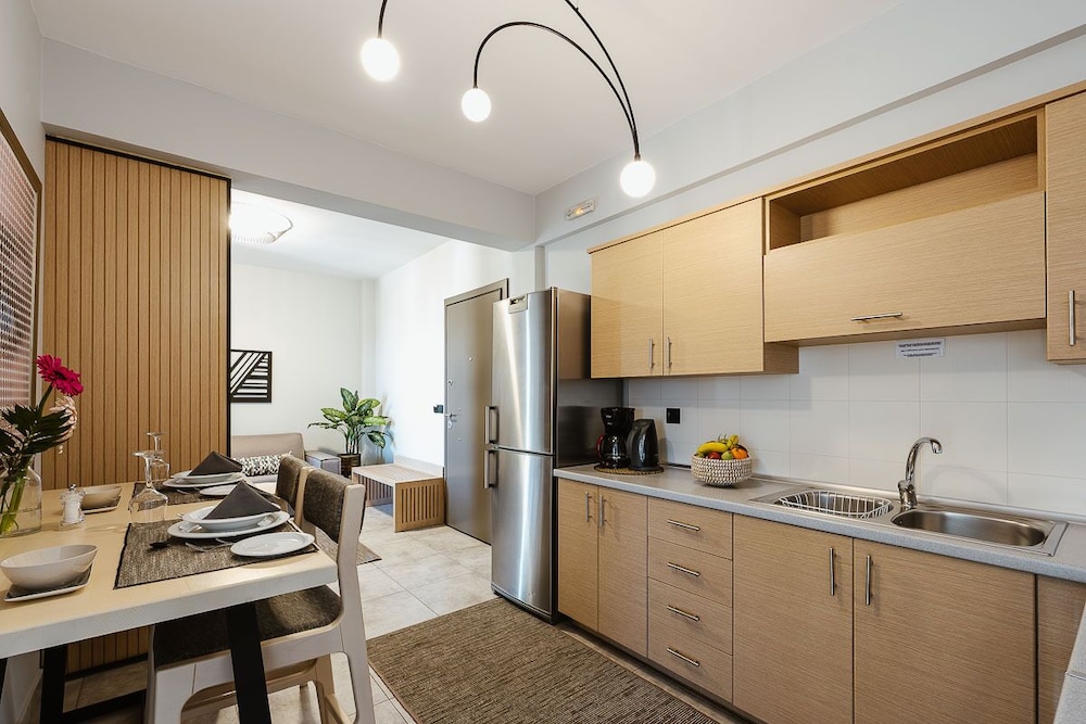 Andrews Apartments 4/36