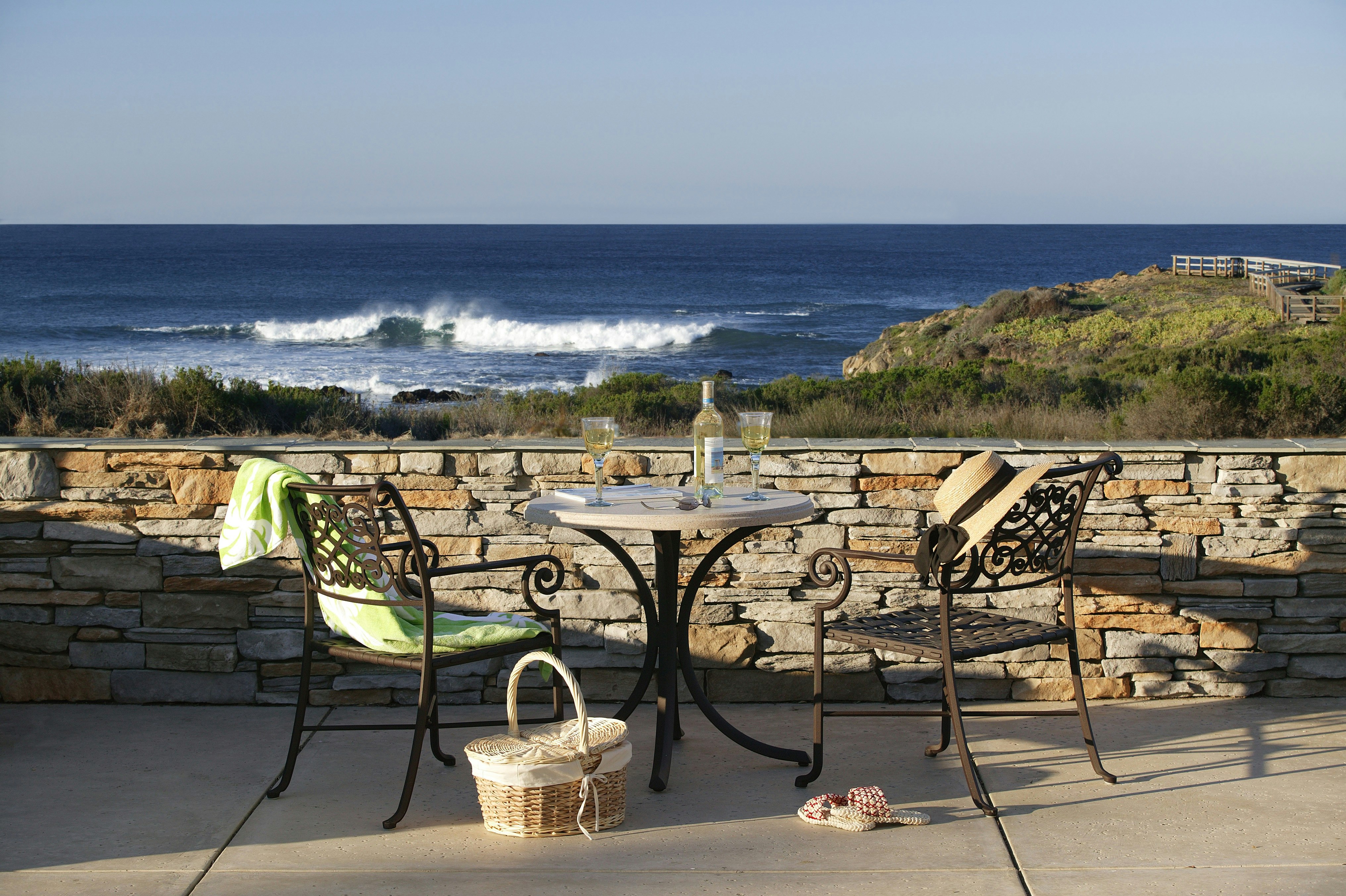 Fireside Inn On Moonstone Beach 34/39